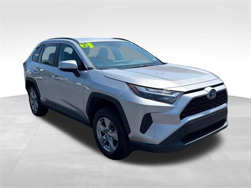 Toyota RAV4 Hybrid LE 2023