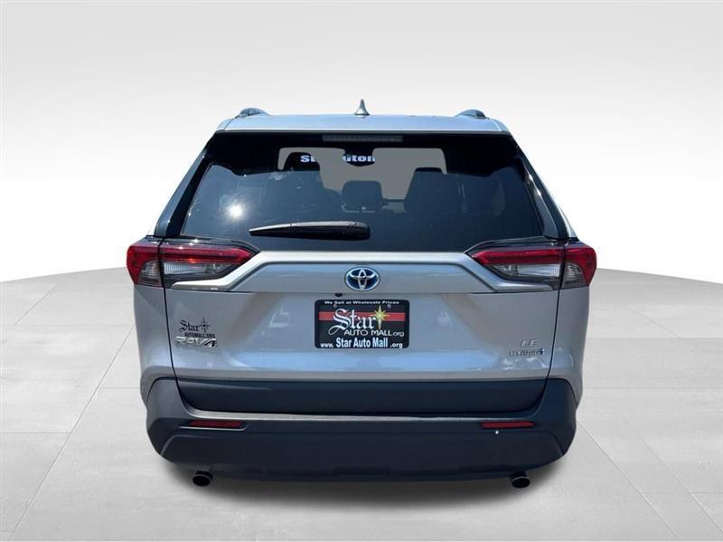 Toyota RAV4 Hybrid LE 2023