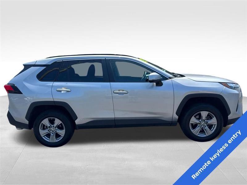 Toyota RAV4 Hybrid LE 2023