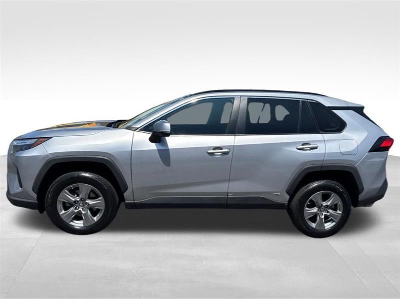 Toyota RAV4 Hybrid LE 2023