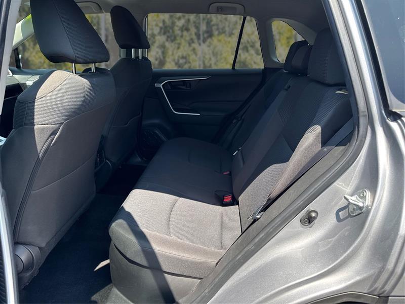 Toyota RAV4 Hybrid LE 2023