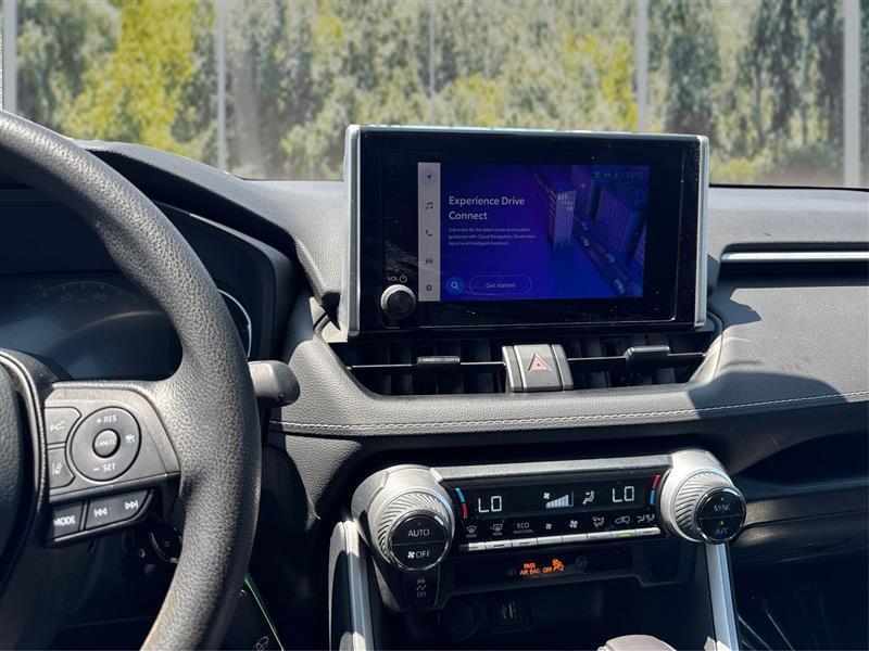 Toyota RAV4 Hybrid LE 2023