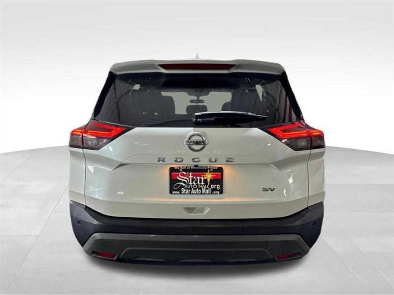 Nissan Rogue SV 2021