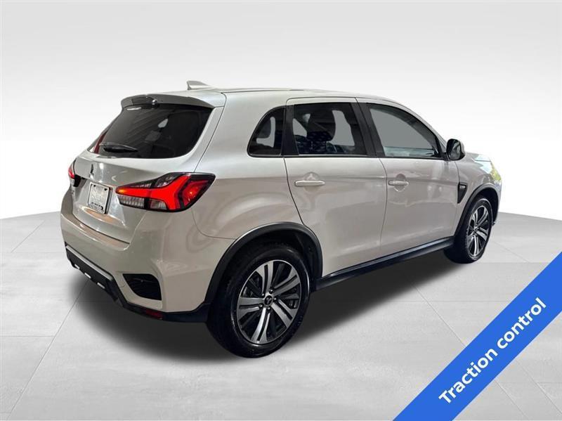 Mitsubishi Outlander Sport 2.0 ES CVT 2021
