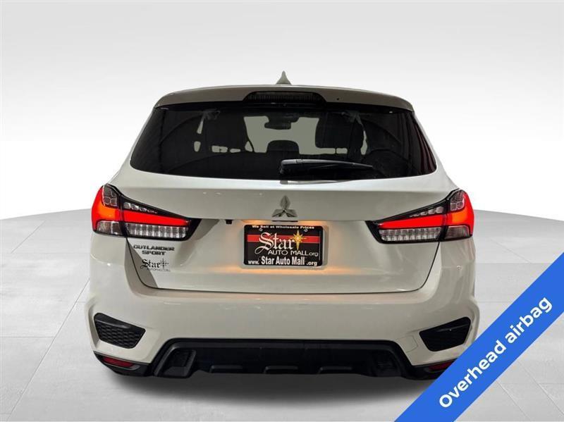 Mitsubishi Outlander Sport 2.0 ES CVT 2021
