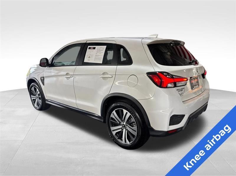 Mitsubishi Outlander Sport 2.0 ES CVT 2021
