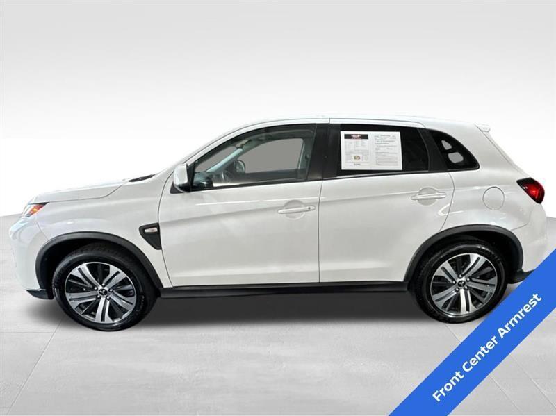 Mitsubishi Outlander Sport 2.0 ES CVT 2021
