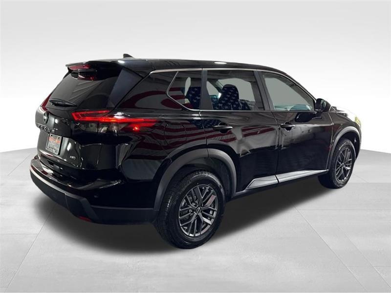 Nissan Rogue S AWD 2025