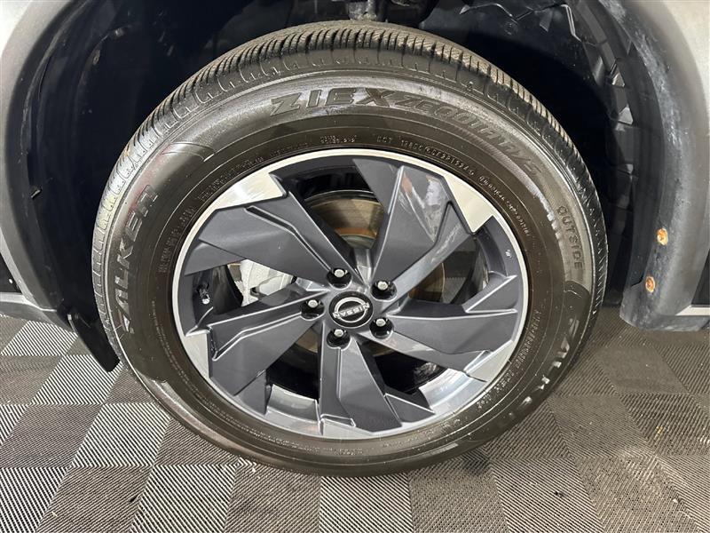 Nissan Rogue SV 2025