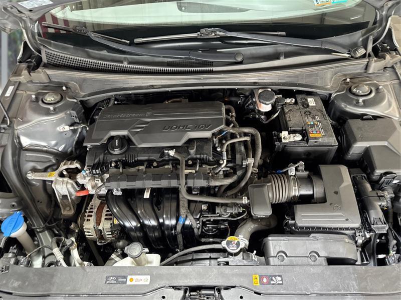 Hyundai Elantra SEL 2024
