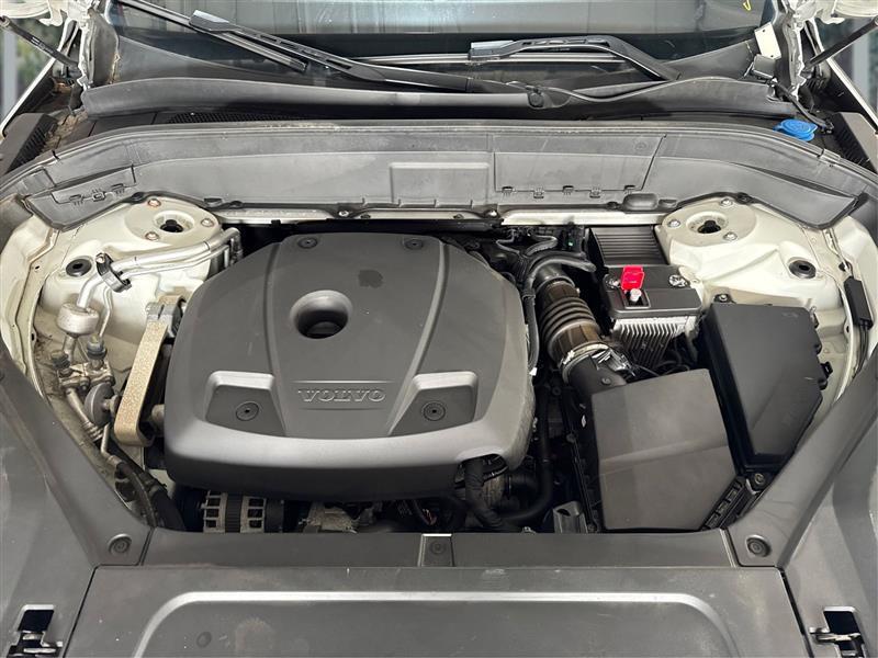 Volvo XC90 T6 Momentum AWD 2020