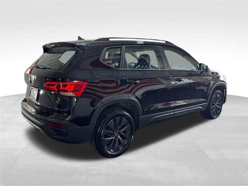 Volkswagen Taos S 2024