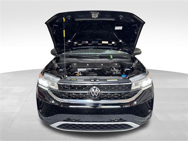 Volkswagen Taos S 2024