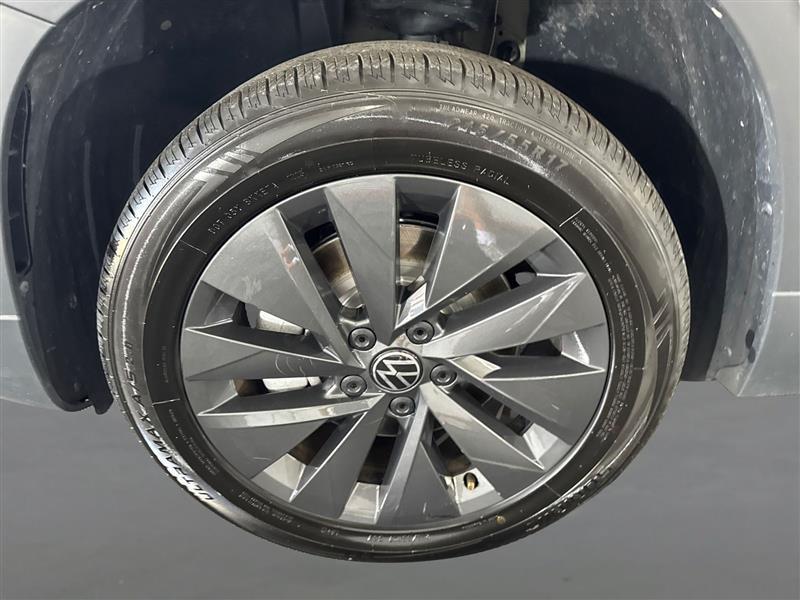 Volkswagen Taos S 2024