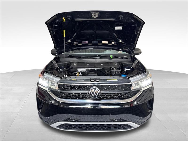 Volkswagen Taos S 2024