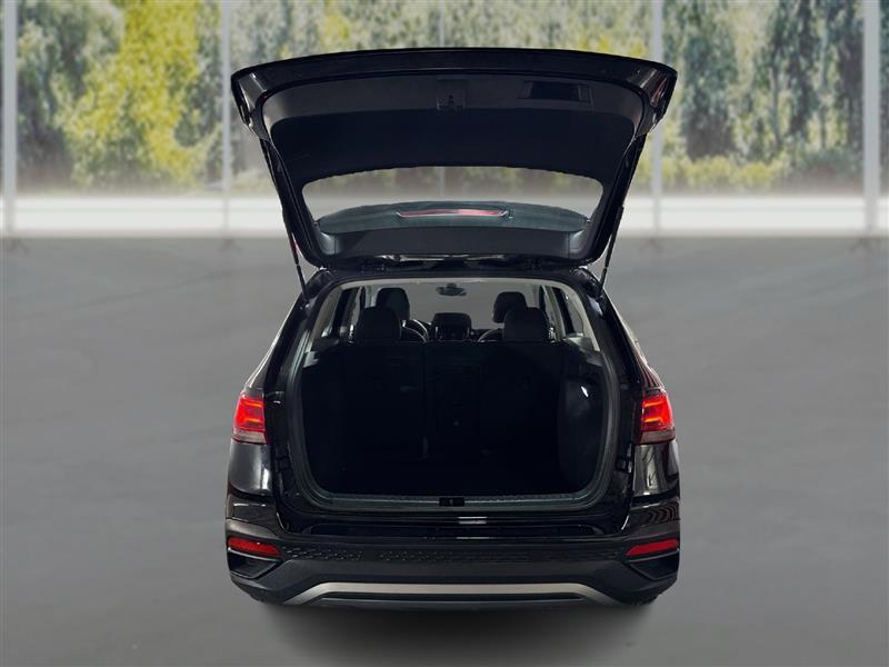 Volkswagen Taos S 2024