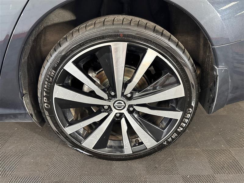 Nissan Altima 2.5 Platinum AWD 2020