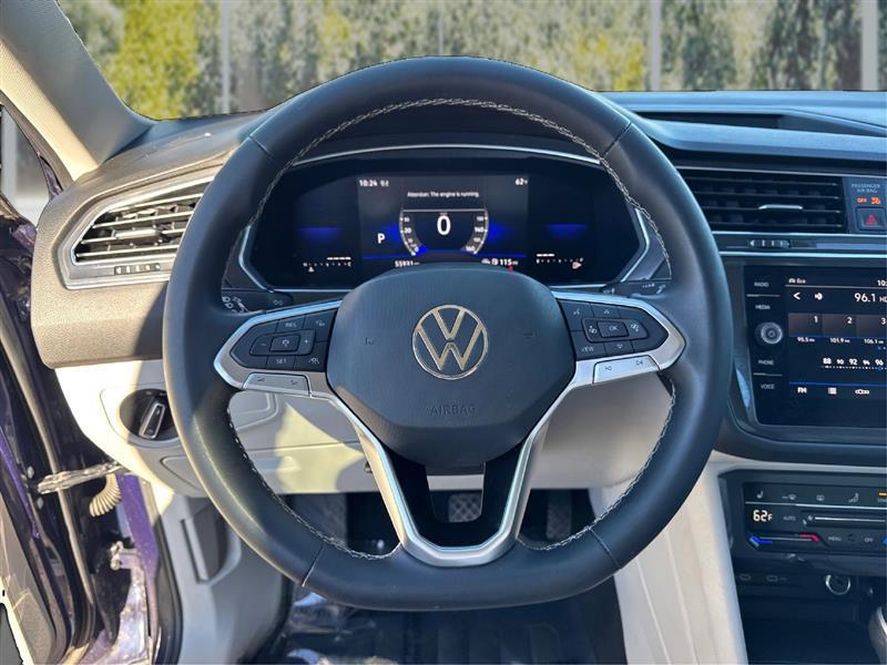 Volkswagen Tiguan photo 18