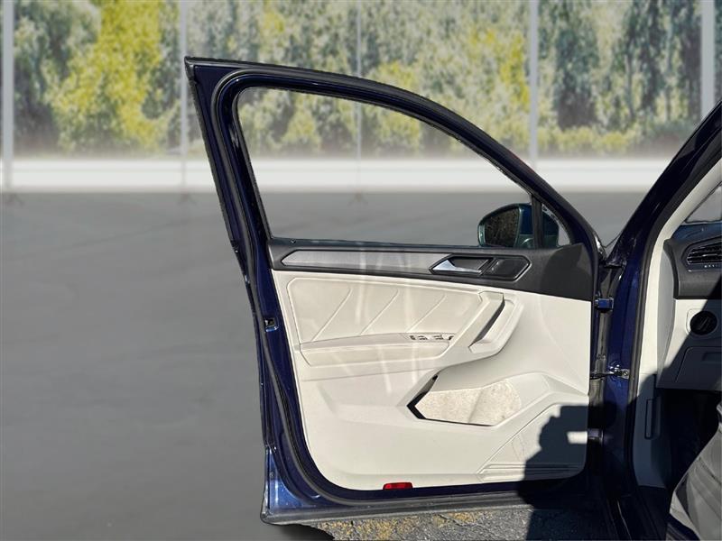 Volkswagen Tiguan photo 20