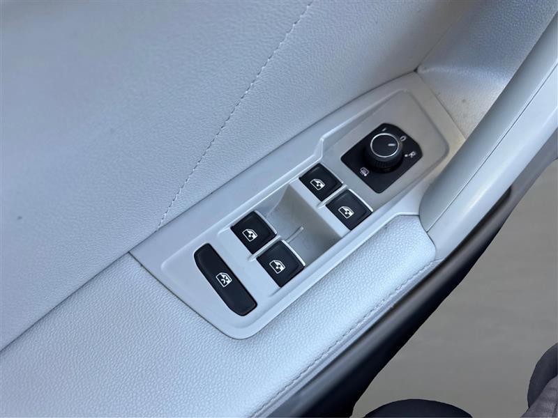 Volkswagen Tiguan photo 30