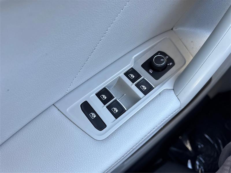 Volkswagen Tiguan photo 32