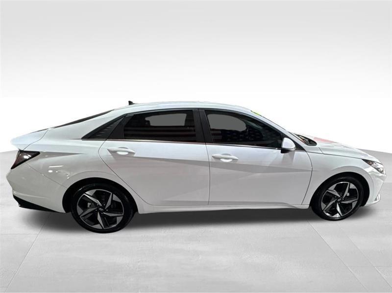 Hyundai Elantra Limited Hybrid 2021
