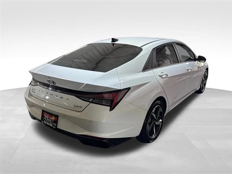 Hyundai Elantra Limited Hybrid 2021