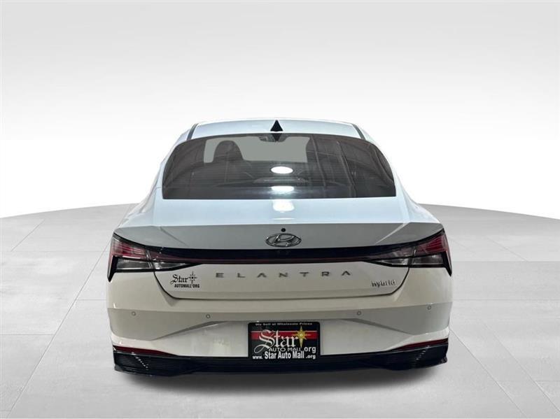 Hyundai Elantra Limited Hybrid 2021