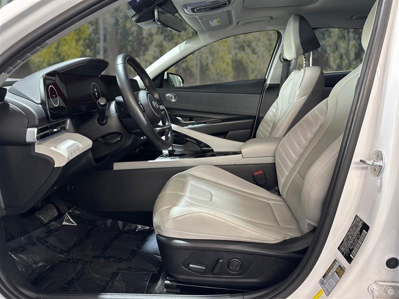Hyundai Elantra Limited Hybrid 2021