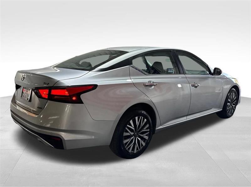 Nissan Altima 2.5 SV AWD 2023