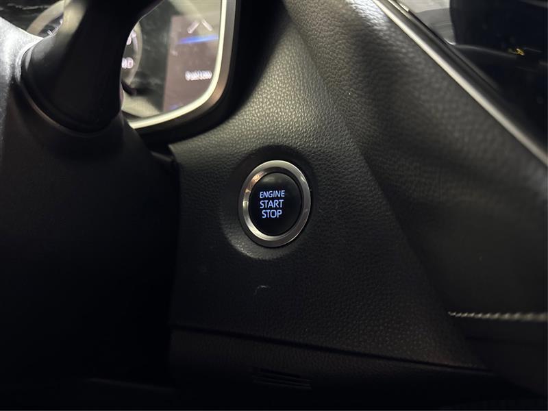 Toyota Corolla SE Hatchback CVT 2022
