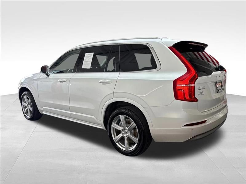 Volvo XC90 T5 Momentum 2022