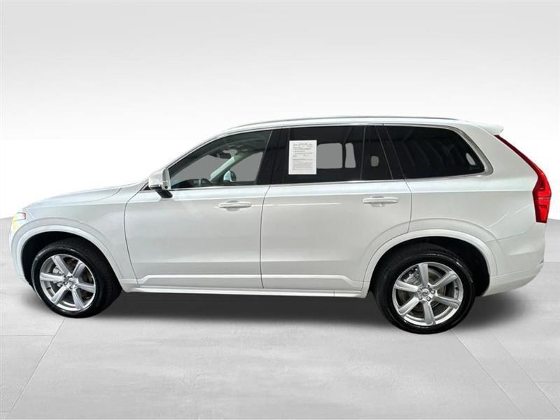 Volvo XC90 T5 Momentum 2022
