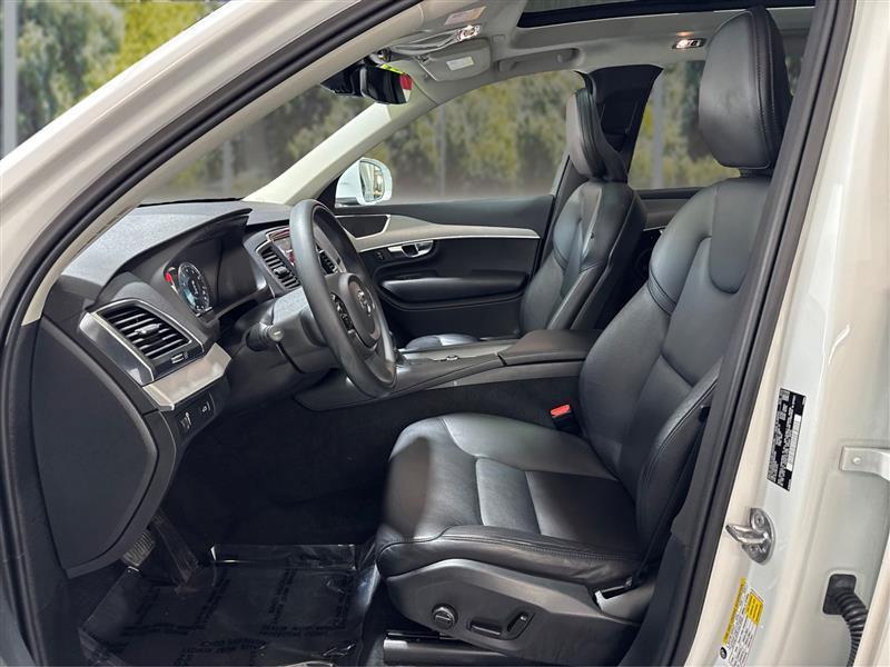 Volvo XC90 T5 Momentum 2022