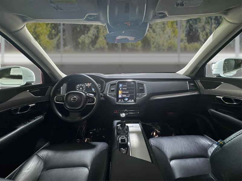 Volvo XC90 T5 Momentum 2022