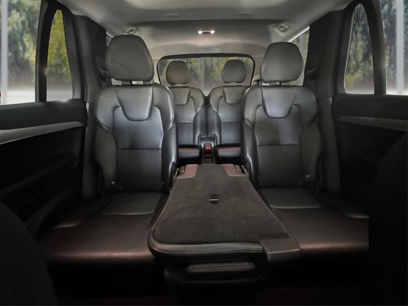 Volvo XC90 T5 Momentum 2022