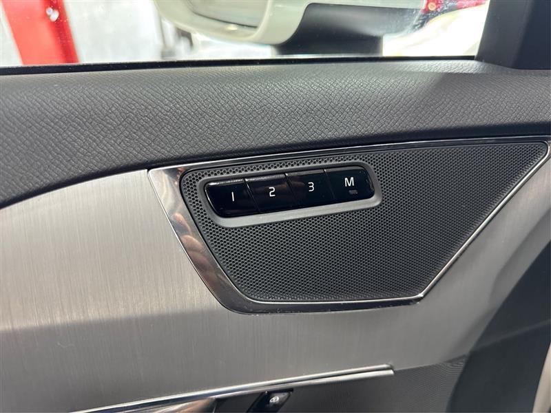 Volvo XC90 T5 Momentum 2022