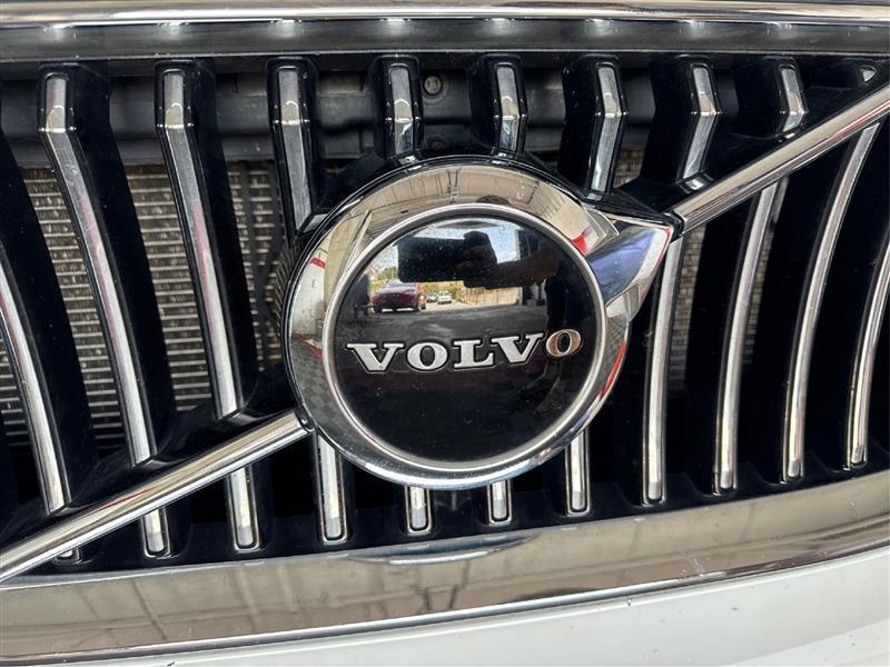 Volvo XC90 T5 Momentum 2022