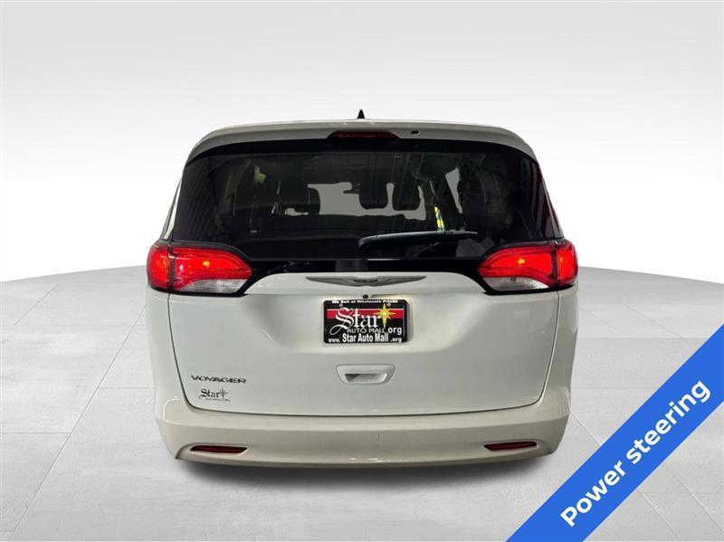 Chrysler Voyager L 2021