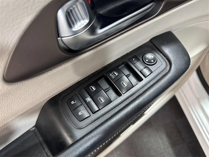 Chrysler Voyager L 2021