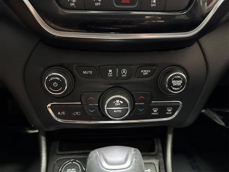 Jeep Cherokee Limited 4WD 2021