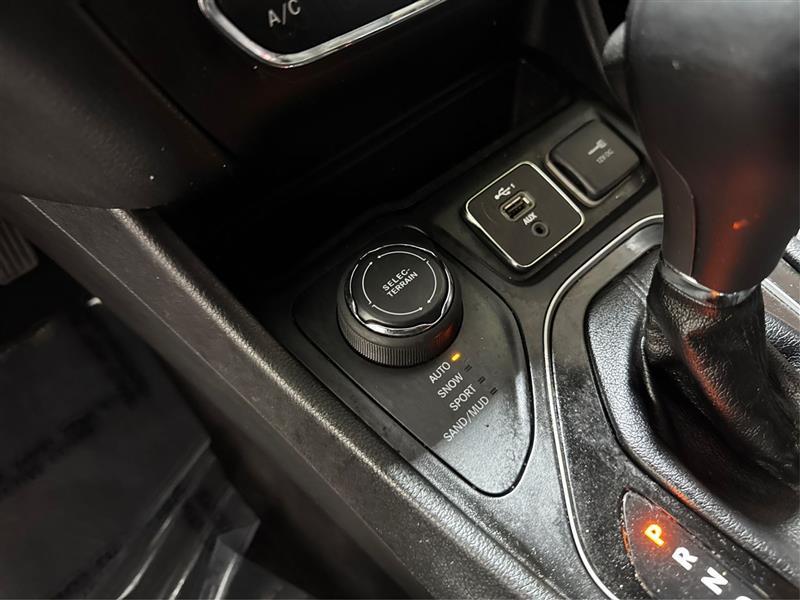 Jeep Cherokee Limited 4WD 2021