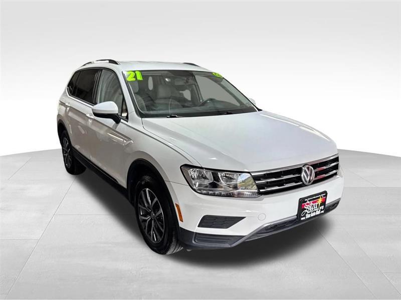 Volkswagen Tiguan S 4Motion 2021