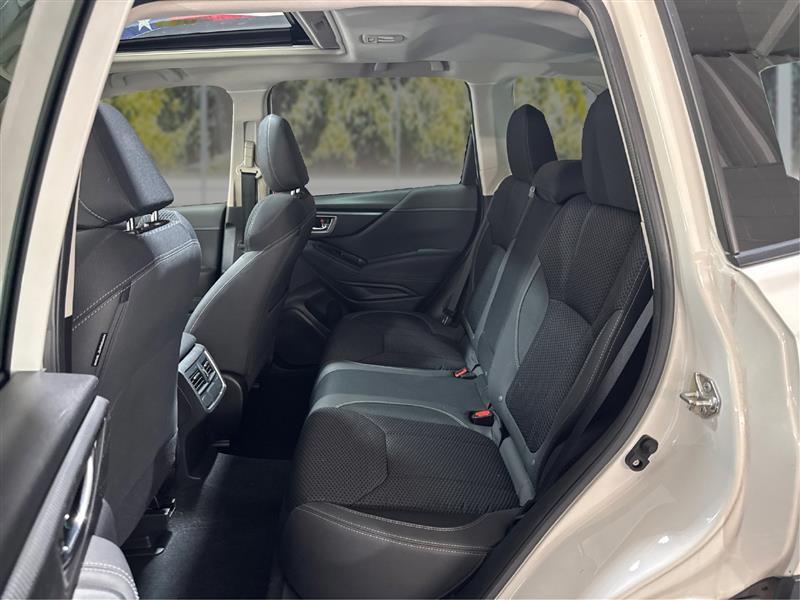 Subaru Forester photo 10