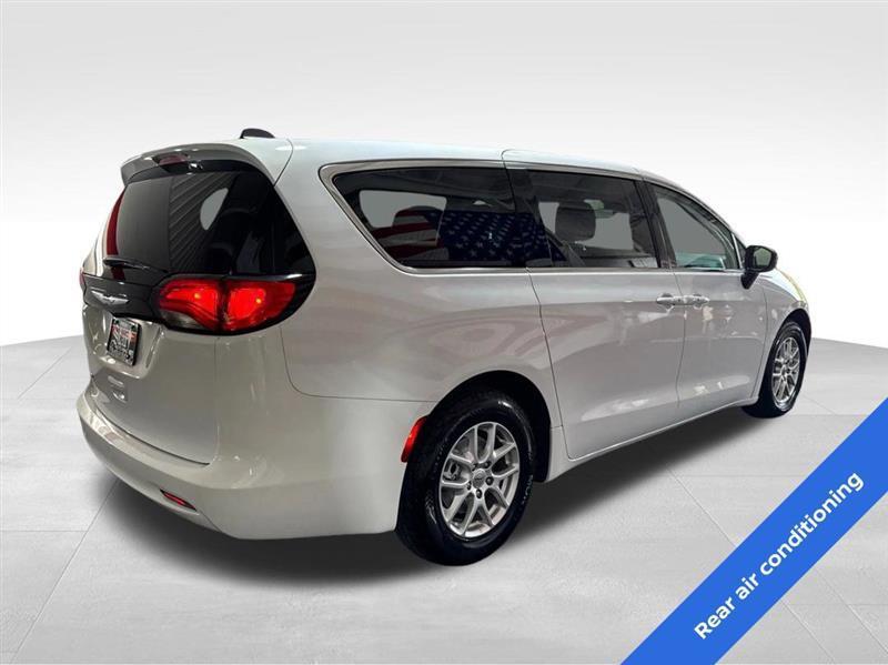 Chrysler Voyager LX 2023
