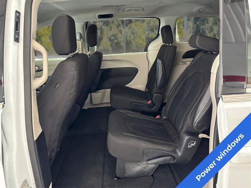 Chrysler Voyager LX 2023