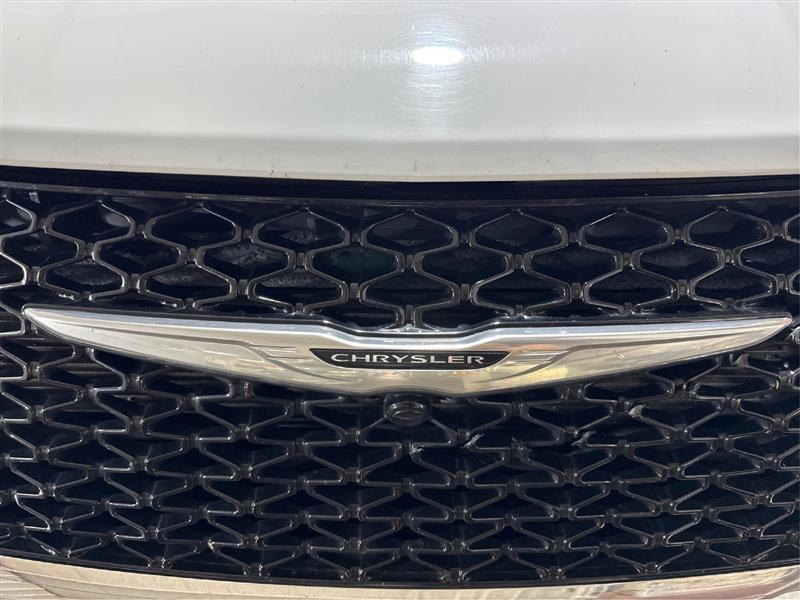 Chrysler Pacifica Touring L 2023