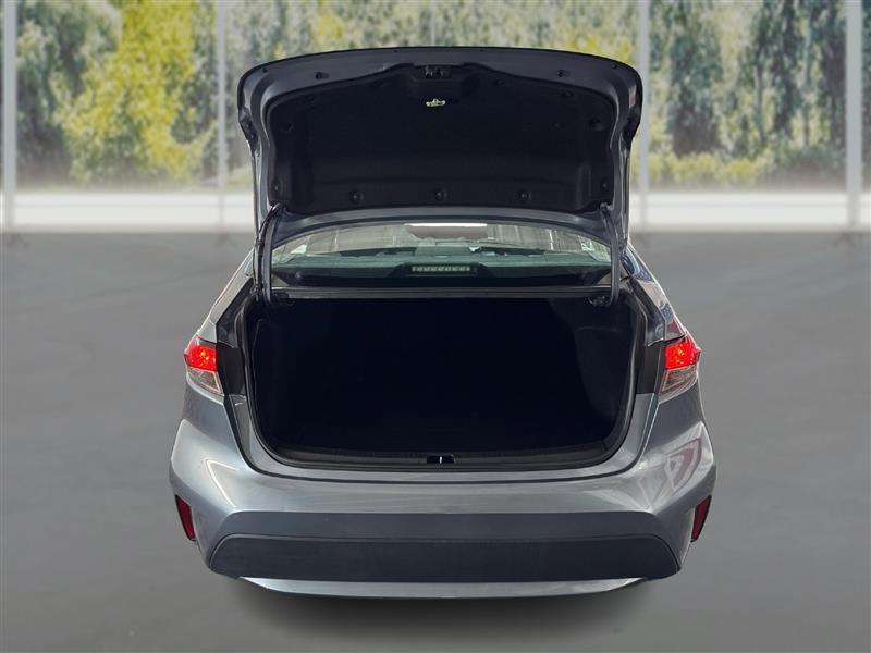 Toyota Corolla LE 2022