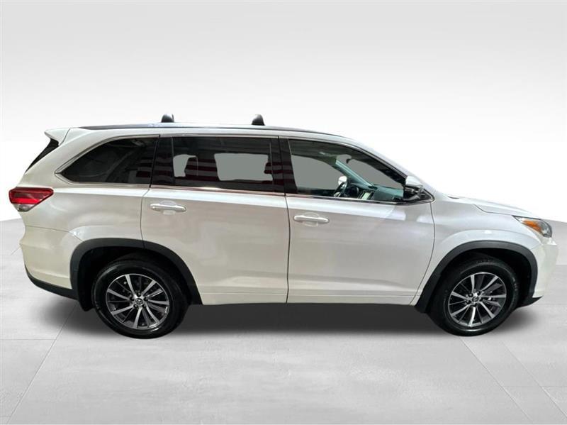Toyota Highlander XLE AWD V6 2018