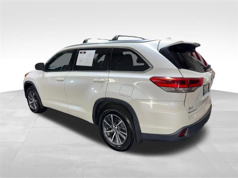 Toyota Highlander XLE AWD V6 2018